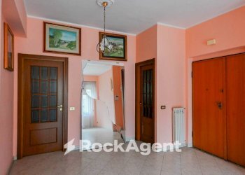 Ingresso - Trilocale via Giovanni Paolo Parisio, 10, Catanzaro - foto 8