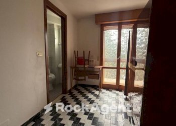 Disimpegno - Stabile - Palazzo via Lago delle More, Serramazzoni - foto 17