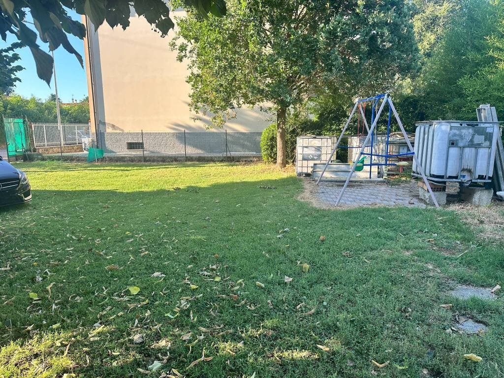 Giardino - Appartamento Bologna (zona Borgo Panigale) - foto 2