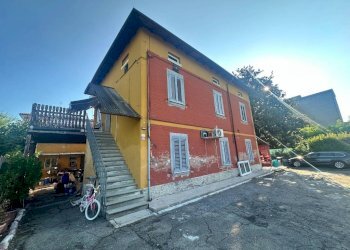 Facciata - Appartamento Bologna (zona Borgo Panigale) - foto 8