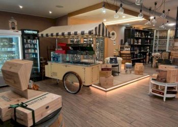 Interno non residenziale - Shop via dell'Imbrecciato, Roma - photo 10