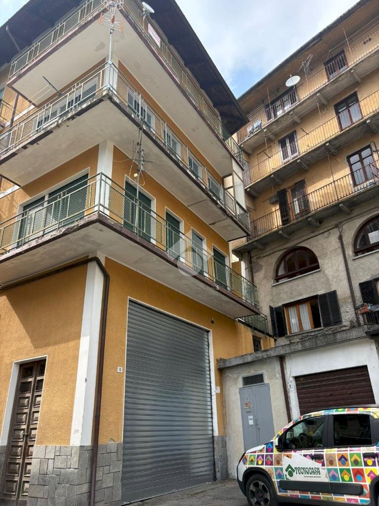Three-room apartment Via Nino Costa, Ceres - photo 1