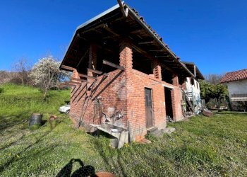 Casa semi indipendente Str. delle Mollere, Pinerolo - foto 1