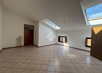 Quadrilocale Piazzale posta, Castelnovo di Sotto - foto 6