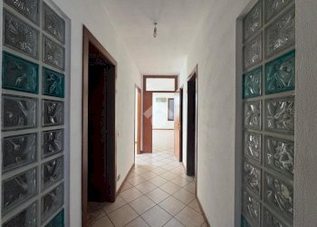 Quadrilocale Piazzale posta, Castelnovo di Sotto - foto 9