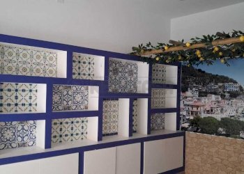 WhatsApp Image 2026-04-20 at 12.39.50 (3).jpeg - Locale Commerciale Via Posidonia 54, Salerno - foto 5