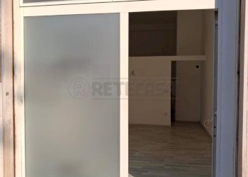 WhatsApp Image 2026-04-17 at 18.38.14.jpeg - Commercial Premises Via Nicola Antonio Mantenga 13, Salerno - photo 3