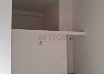 WhatsApp Image 2026-04-17 at 17.47.29 (2).jpeg - Commercial Premises Via Nicola Antonio Mantenga 13, Salerno - photo 6