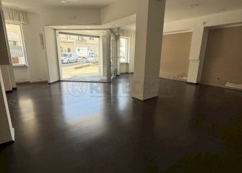 IMG_3645.jpg - Locale Commerciale Piazza Giuseppe Mazzini 16, Nardò - foto 3