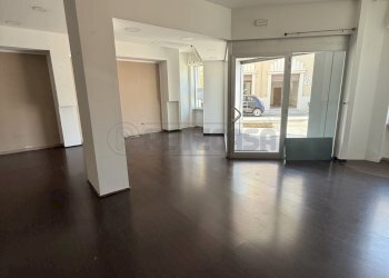 IMG_3647.jpg - Locale Commerciale Piazza Giuseppe Mazzini 16, Nardò - foto 5