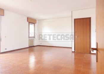 IMG_0036_edited.jpg - Appartamento Via XXIV Maggio, Torri di Quartesolo - foto 11