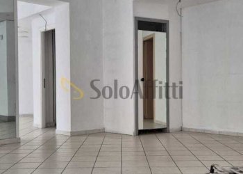 WhatsApp Image 2026-04-21 at 10.50.10 (3).jpeg - Locale Commerciale Via Dante Di Nanni 64, Torino (zona Cenisia) - foto 25