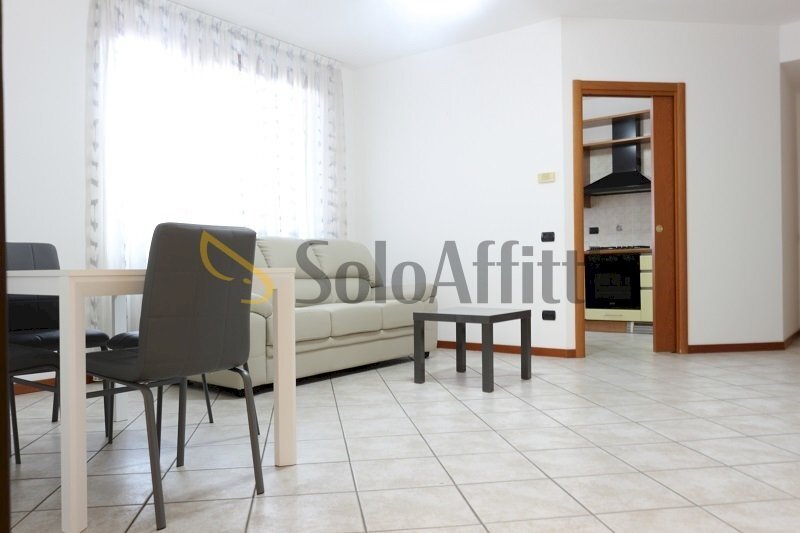 Soggiorno - Trilocale Via Montello 7, Bovisio-Masciago - foto 2