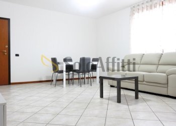 Soggiorno - Trilocale Via Montello 7, Bovisio-Masciago - foto 3