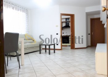 Soggiorno - Trilocale Via Montello 7, Bovisio-Masciago - foto 5