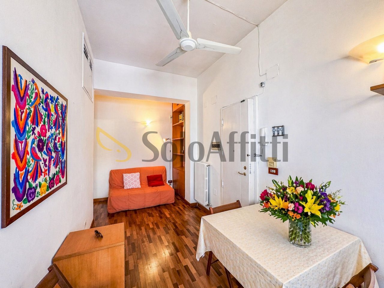 Soggiorno - Two-room apartment Vico Acitillo, Napoli (neighborhood Vomero) - photo 3
