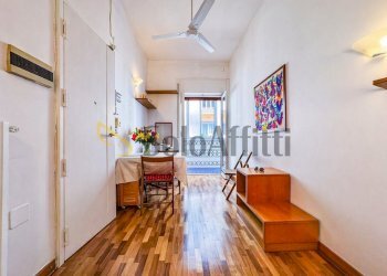 Soggiorno - Two-room apartment Vico Acitillo, Napoli (neighborhood Vomero) - photo 2