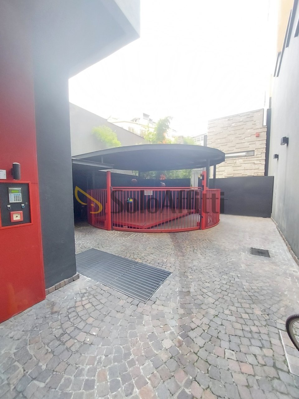 20210929_182557.jpg - Box Corso di Porta Romana 117, Milano - photo 3