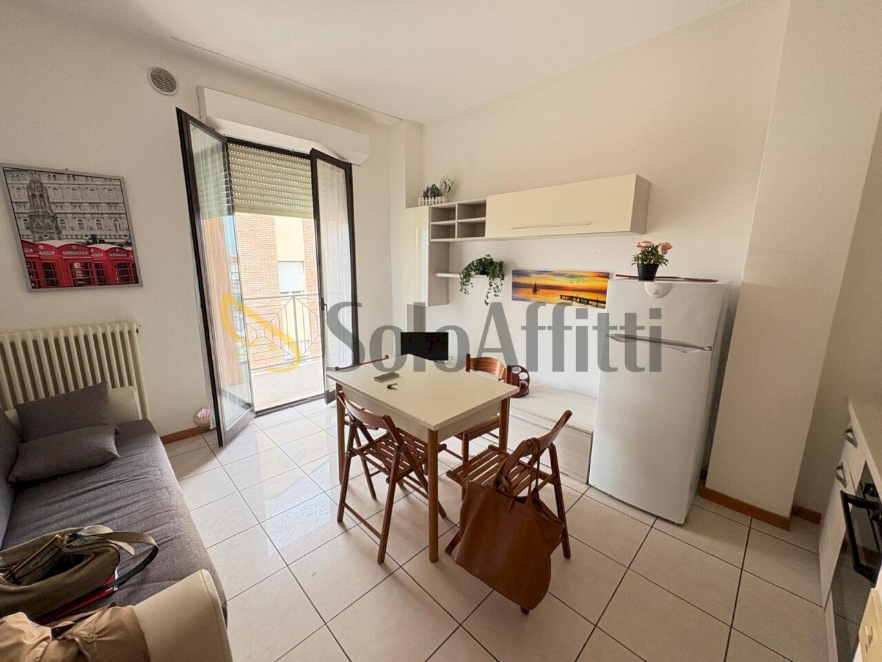 WhatsApp Image 2026-04-17 at 16.00.30 (1).jpeg - Trilocale Viale Regina Elena 123B, Rimini - foto 1