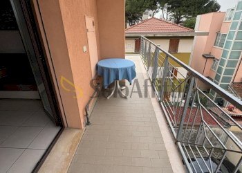 WhatsApp Image 2026-04-17 at 16.00.31 (1).jpeg - Trilocale Viale Regina Elena 123B, Rimini - foto 13