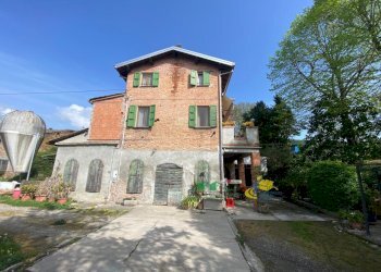 12.jpg - Villa Strada per Varano Marchesi 37, Medesano - foto 6