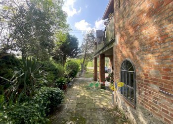 16.jpg - Villa Strada per Varano Marchesi 37, Medesano - foto 9