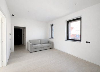 AC3CDC40-388B-47A3-B6C6-806F3B5E3C1C.PNG - Bilocale Via XX Settembre 84, Arona - foto 9