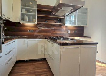 TRILOCALE CON GIARDINO-INDIPENDENTE-AFFITTO - Trilocale Via Castiglione 81, Bologna (zona Centro Storico) - foto 2