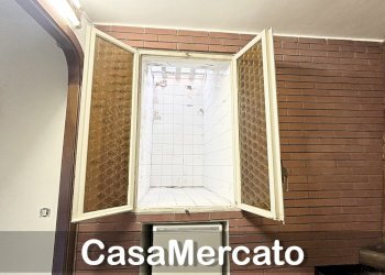 b19.jpg - Bilocale Rocca di Papa - foto 7