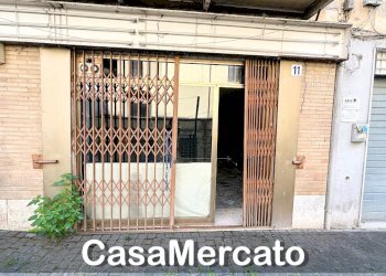 2.jpg - Locale Commerciale Rocca di Papa - foto 2