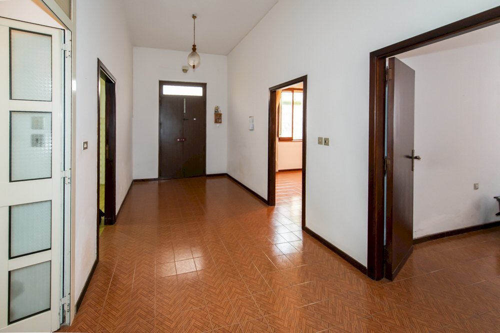 Ingresso -disimpegno (2).jpg - Villa Selargius - photo 2