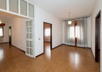 Disimpegno piano 1? (8).jpg - Villa Selargius - photo 26