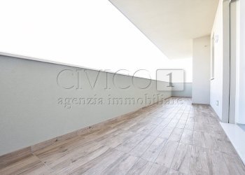 TERRAZZO PRINCIPALE - Appartamento Via Sicilia 1, Rubano - foto 2