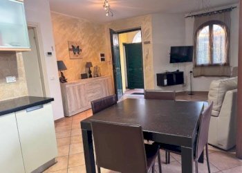 1403308-hskk2599u89.jpg - Quadrilocale Via Madonnina 47, Luni - foto 10