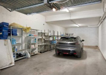 WhatsApp Image 2026-04-13 at 16.47.28 (1).jpeg - Box Viale I Maggio, Grottaferrata - foto 5