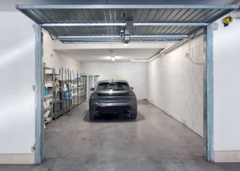 WhatsApp Image 2026-04-13 at 16.47.27.jpeg - Box Viale I Maggio, Grottaferrata - foto 6