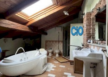 10.jpg - Attic Bologna - photo 10