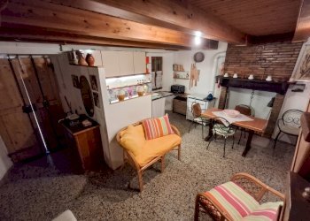 Gemini_Generated_Image_u4nnl8u4nnl8u4nn.png - Terratetto - Terracielo Via I° Maggio 59, Sant'Agata Feltria - foto 3