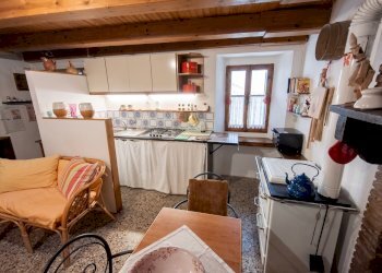 Gemini_Generated_Image_2kd5pl2kd5pl2kd5.png - Terratetto - Terracielo Via I° Maggio 59, Sant'Agata Feltria - foto 4