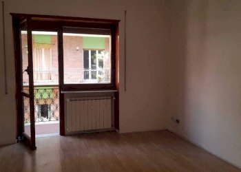 camera da letto - Bilocale Viale Ammiraglio del Bono 48, Roma - foto 10