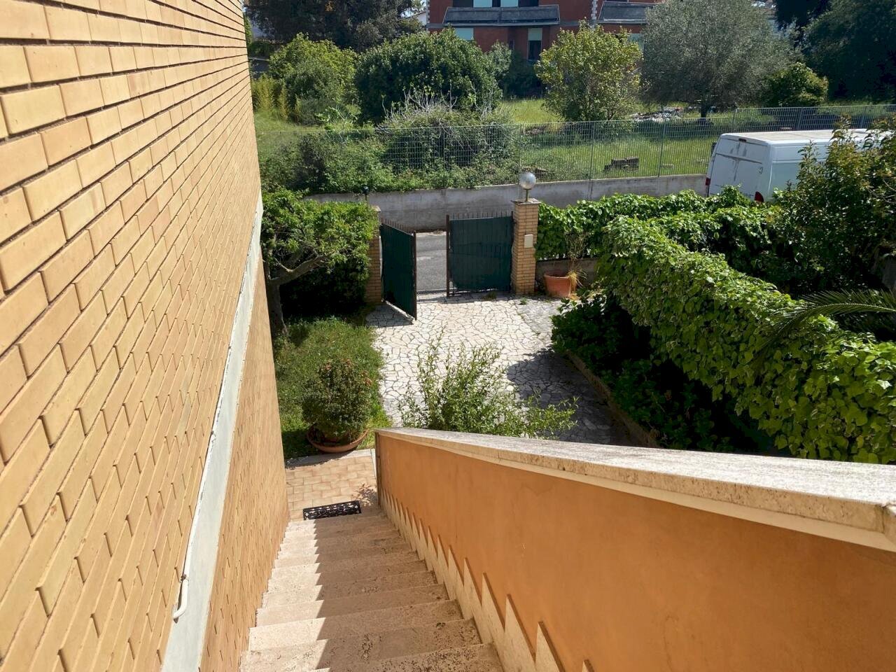 Scala Esterna - Trilocale Via dei Giacinti, Anzio - foto 3