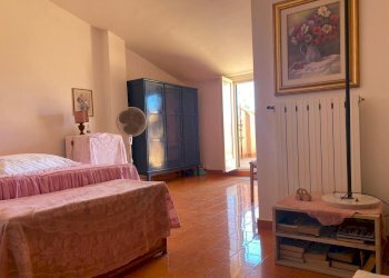Camera da letto - Trilocale Via dei Giacinti, Anzio - foto 25