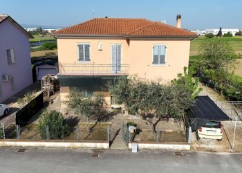 WhatsApp Image 2026-04-21 at 10.36.38 (6).jpeg - Villa Via Giannina 7, Gatteo - foto 2