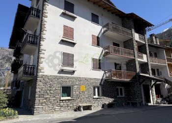 VENDITA COURMAYEUR - ESTERNO - Three-room apartment Courmayeur - photo 24