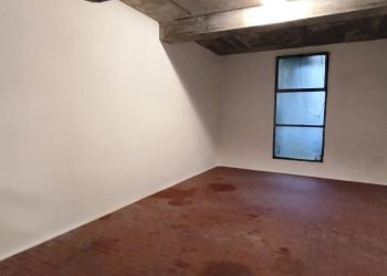 IMG_20260416_145652.jpg - Box Via Santi Venceslao 26, Modena (zona Circoscrizione 1) - foto 1