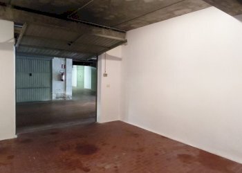 IMG_20260416_145721.jpg - Box Via Santi Venceslao 26, Modena (zona Circoscrizione 1) - foto 5