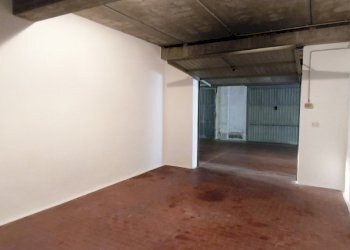 IMG_20260416_145729.jpg - Box Via Santi Venceslao 26, Modena (zona Circoscrizione 1) - foto 7