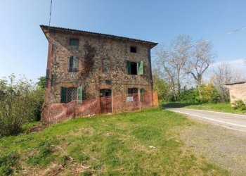 PODERE Monte San Pietro (1).jpg - Rustico Via Castello 45, Monte San Pietro - foto 1