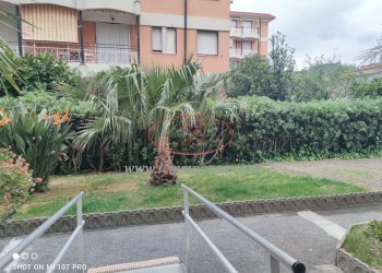 Monolocale Via Aurelia 84, San Bartolomeo al Mare - foto 5