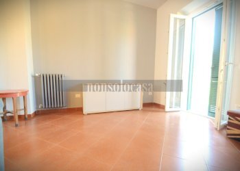 SOGGIORNO - Three-room apartment Via dei Filosofi, Perugia - photo 7